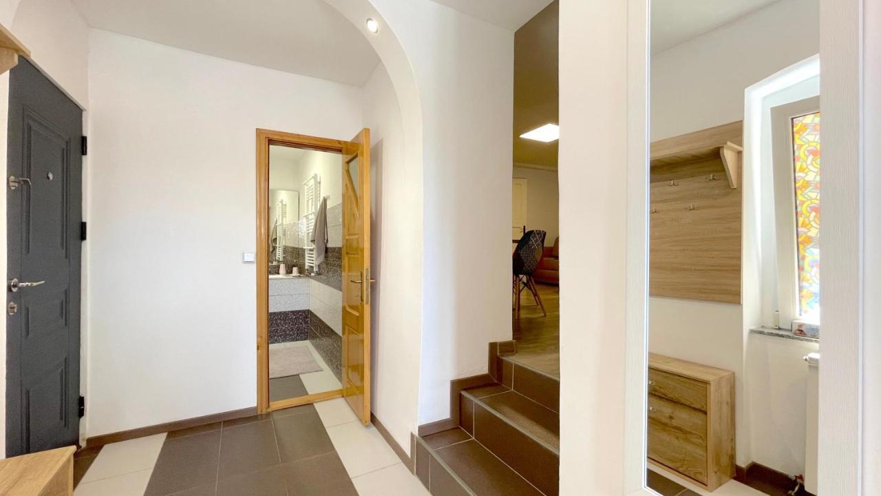 Well Prettyplaces Apartment 001 Brașov Exterior foto